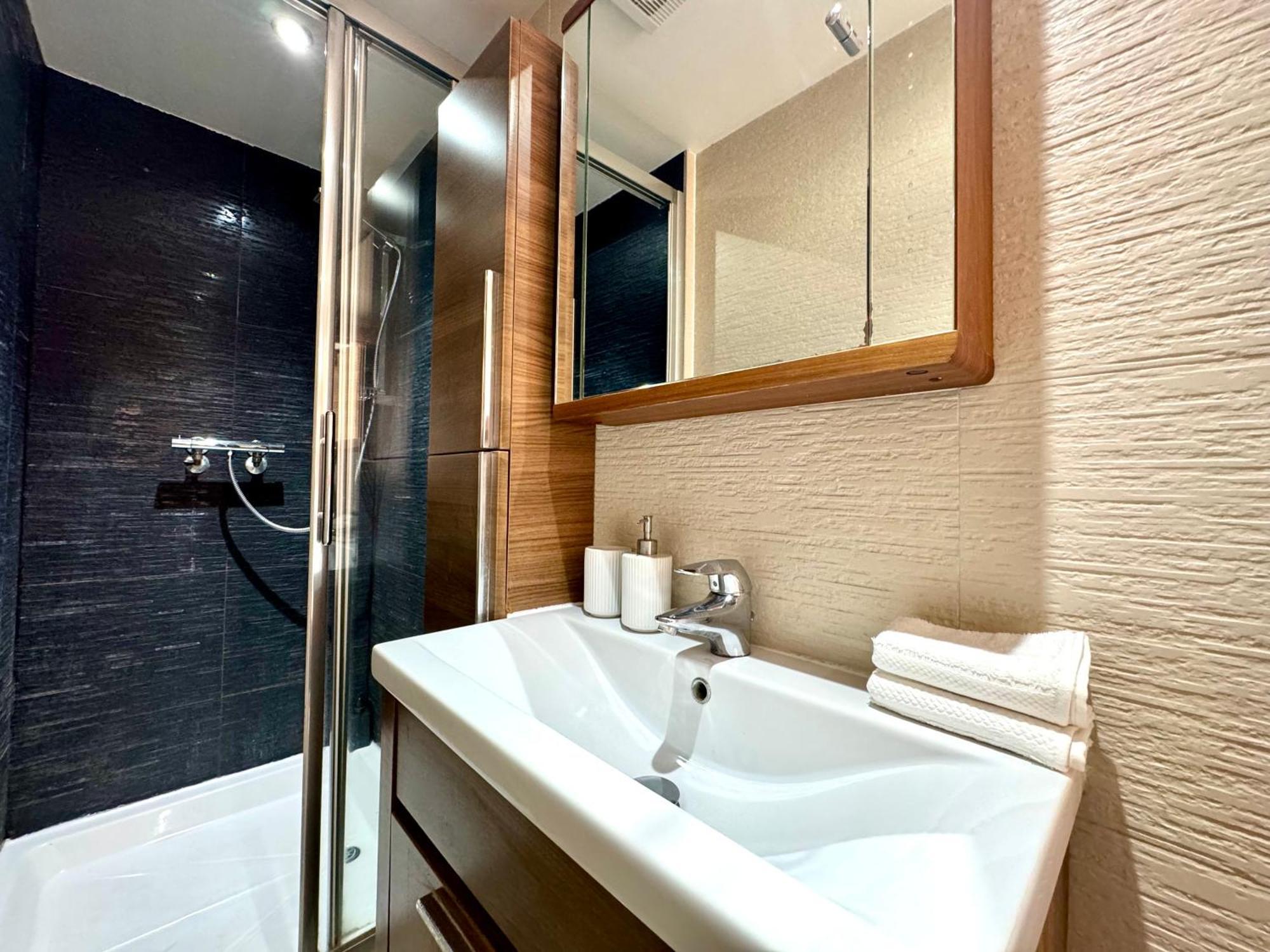 Chic 1 Bedroom Apartment Central London By Wild Buitenkant foto